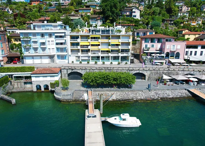 Paradise With Lake & Piazza View Lejlighed